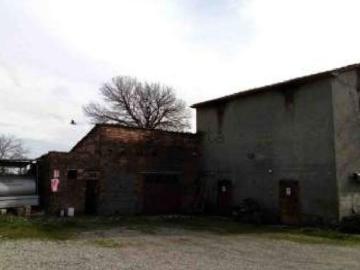 Locale in vendita di 134 m² in Frazione Viaio