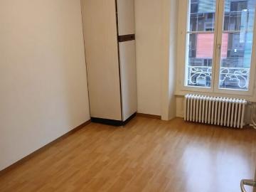 Located 5 minutes walk from the center and 10 minutes...
