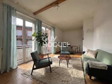 LOCATION T2 NON MEUBLÉ COTE PAVÉE BALCON GARAGE
