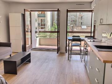 Location appartement, 28 m² T 1 à Marseille 10, 663 €