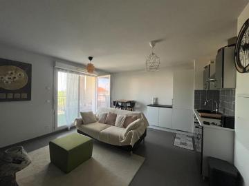 Location Appartement 3 pièces 56m² CHATEAUNEUF LES...