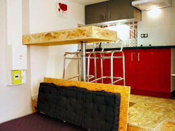 Location Appartement Rue Louis le Cardonnel, Romans sur...