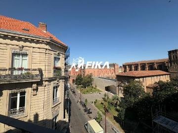 Location bureaux Toulouse centre Vue Cathédrale Saint...