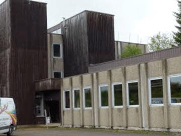 Location local industriel Saint Laurent en Grandvaux...