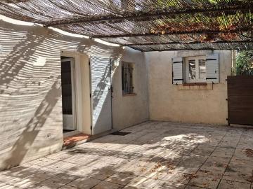 Location maison, m² T 5 à Rognes, 1 730 €
