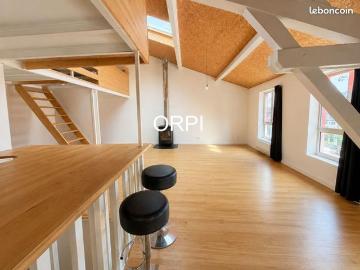 Loft 3 pièces 85 m²