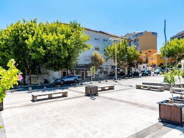Loja, Almada Cova da Piedade Pragal Cacilhas