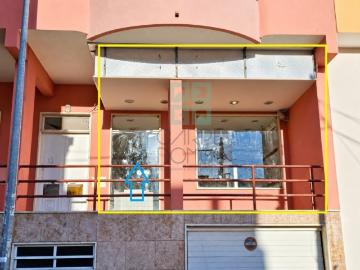 Loja comercial com 50m2, montra, zona movimentada, no...