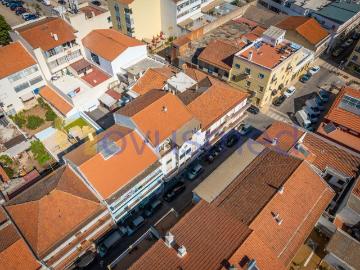 Loja / Espaço Comercial no Centro de São Bartolomeu de...