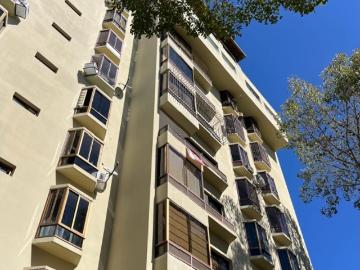 Venta Apartamento Los Naranjos 145m2