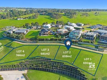 Lot 2 BASS STRAIGHT VIEWS!