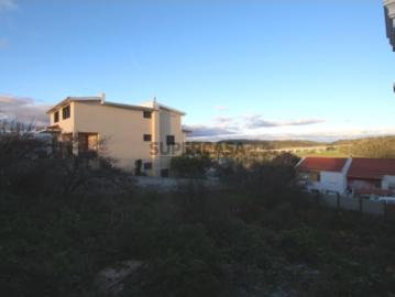 Lote de terreno para construção de 3 apartamentos em...