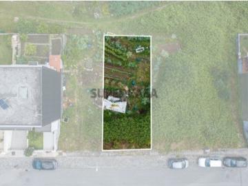 Lote para Moradia em Banda na Urbanização Vale da Gandra