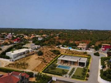 Lote Urbano Exclusivo com 1.496 m² no Cerro Azul Quelfes...