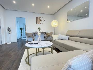 Lovely flat with water view in Hanover, Hannover...