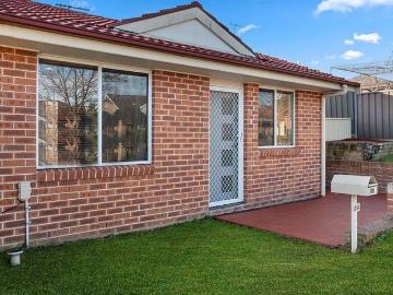 LOW MAINTENANCE AND GREAT LOCATION