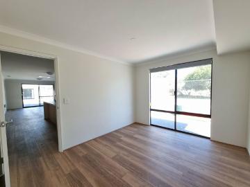 BREAK LEASE Low Maintenance Family Home