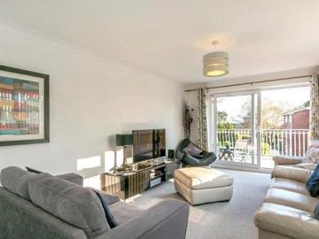 Lower Parkstone, Overbury Road, Poole, 3 Bedroom Apartment