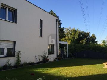 Luxus Haus mit 5 Zimmer zu verkaufen in Bisamberg,...