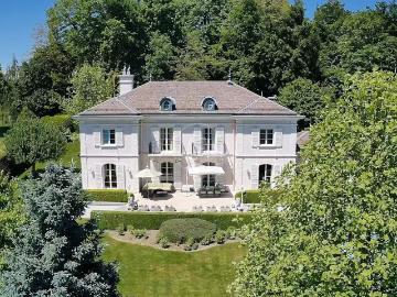 Luxus Haus mit 8 Zimmer zu verkaufen in Lausanne, Schweiz