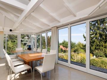 Luxusvilla mit Indoorpool, Wellnessbereich, 3.766 m²...