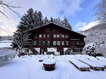Luxuriöses Chalet mit 500 m2 zu vermieten Saanen, Schweiz