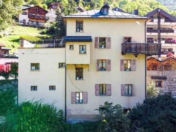 Luxuriöses Einfamilienhaus, 4 Zimmer, zu verkaufen in...