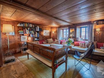 Luxuriöses Einfamilienhaus, 5 Zimmer, zu verkaufen in...