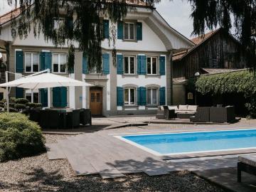 Luxuriöses 13 Zimmer Herrenhaus zu verkaufen...