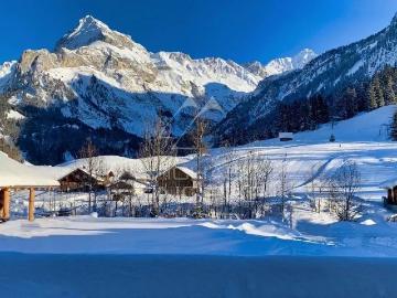 Luxuriöses 3 Zimmern Chalet zu verkaufen Gsteig, Schweiz