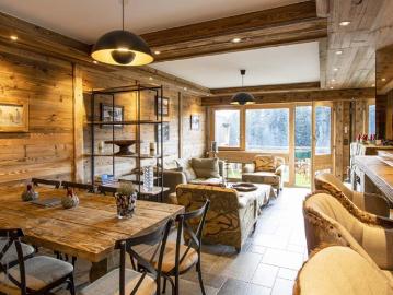 MAGNIFIQUE APPARTEMENT AU BORD DU LAC DE LA MOUBRA...