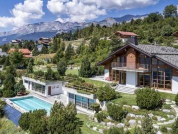 Magnifiques espaces pour cette Villa en location à...