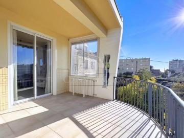 MAISON 140 M2 APERCU MER PROCHE DES PLAGES / CANNES...