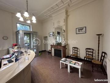 Maison 16 pièces 700 m²
