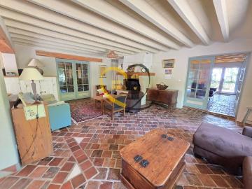 Maison 7 pièces 216 m²