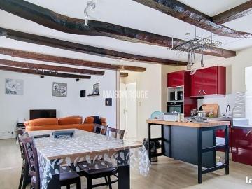 Maison 7 pièces 225 m²