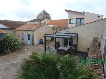 Maison 7 pièces 245 m²