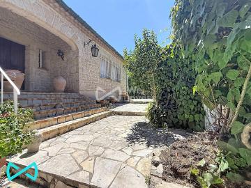 Maison 7 pièces 259 m²