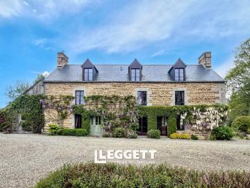 Maison 7 pièces 342 m²