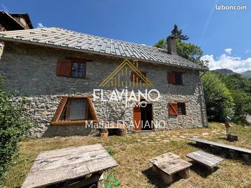 Maison 4 pièces 154 m²