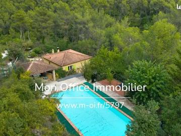 Maison 5 pièces 140 m²