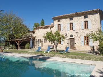 Maison 5 pièces 252 m²