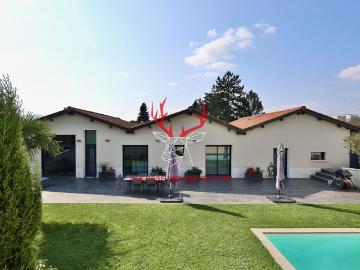 Maison 6 pièces 184 m²