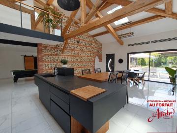 Maison 6 pièces 209 m²