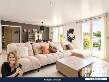 Maison 6 pièces 239 m²