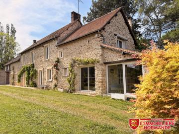 Maison 8 pièces 215 m²