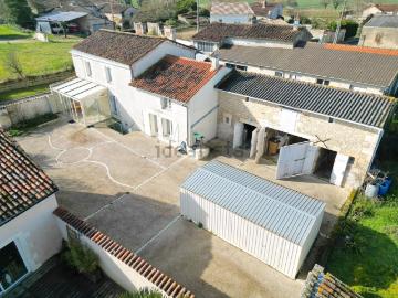 Maison, Avanton