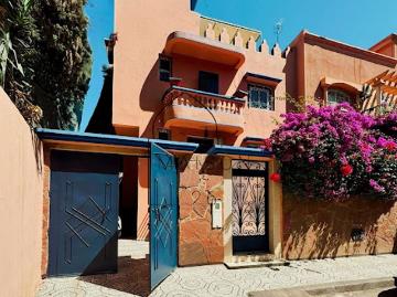 Maison avec terrasse