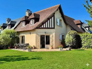 Maison avec jardin et terrasse