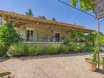 Maison avec piscine et jardin